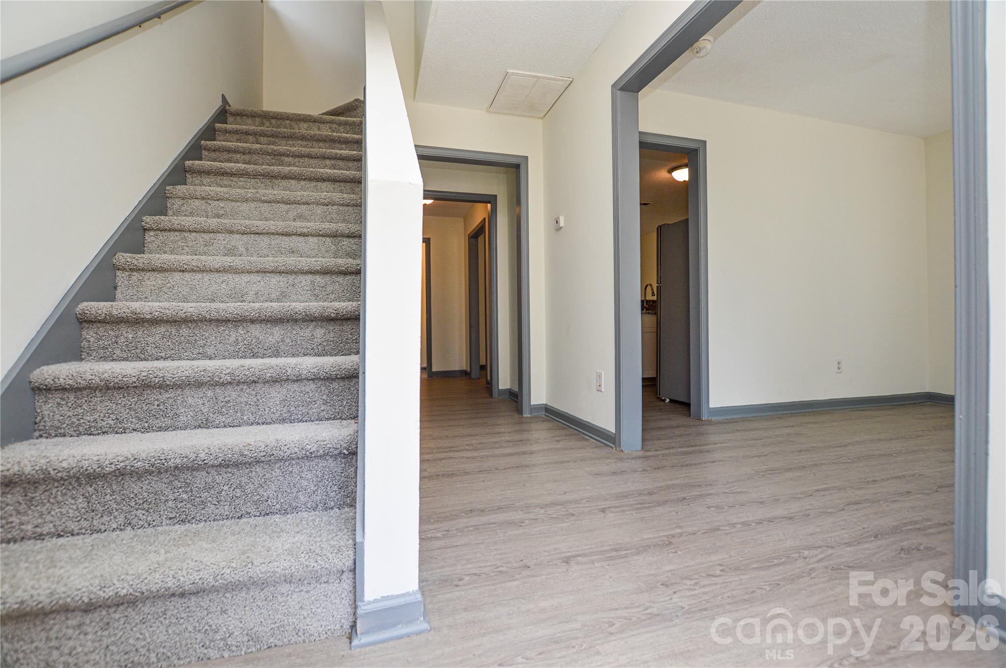Glenwood Arms Condo - Residential