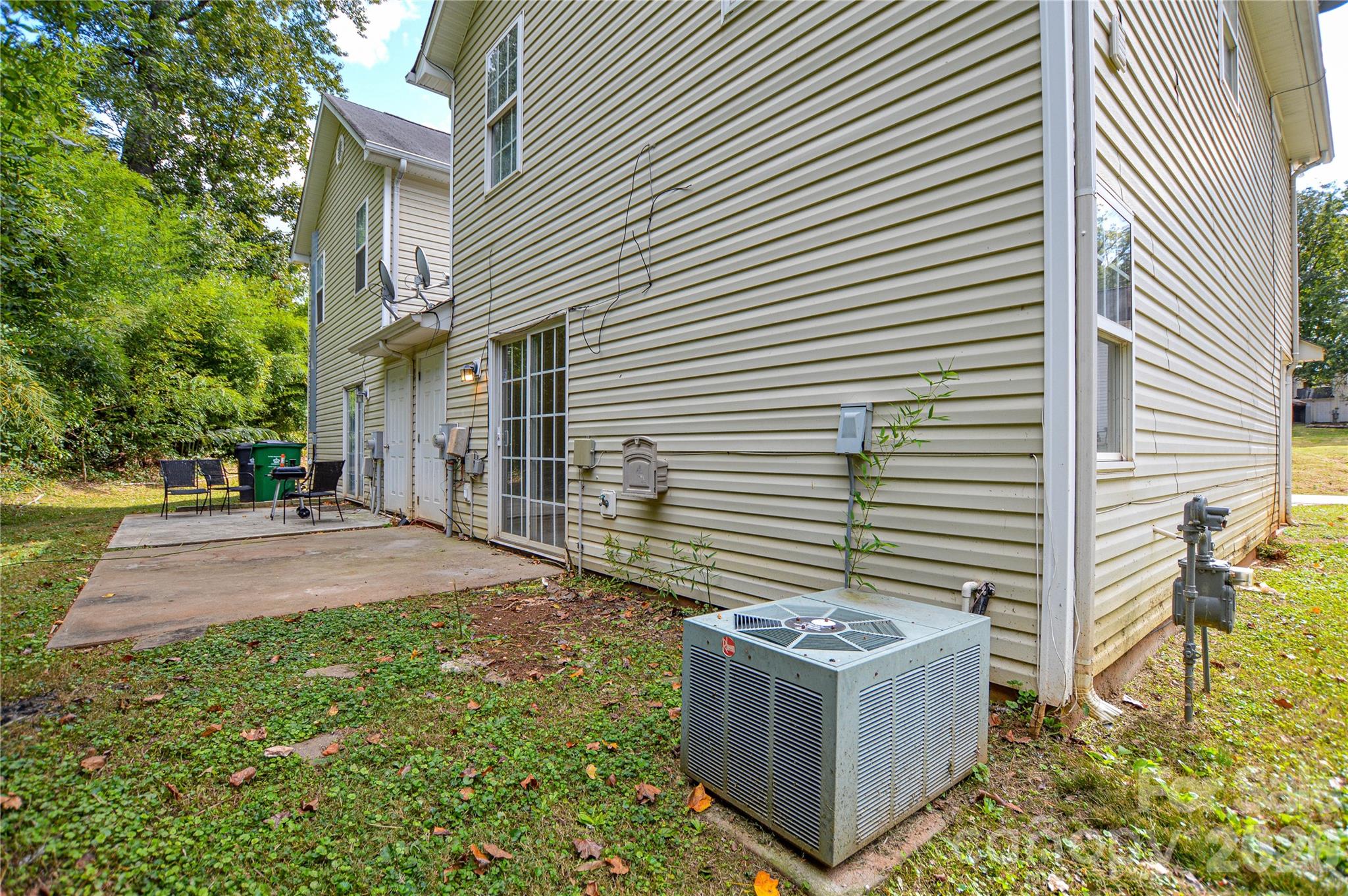 Glenwood Arms Condo - Residential