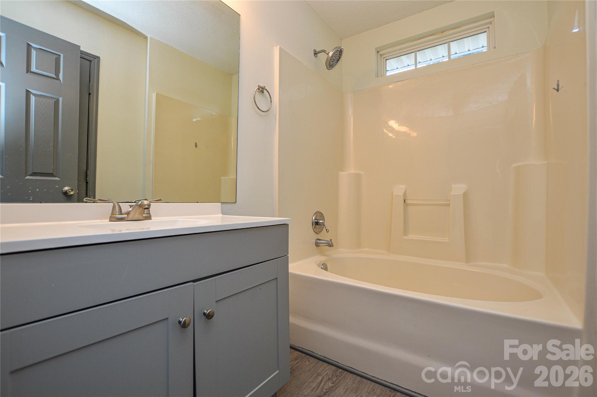 Glenwood Arms Condo - Residential