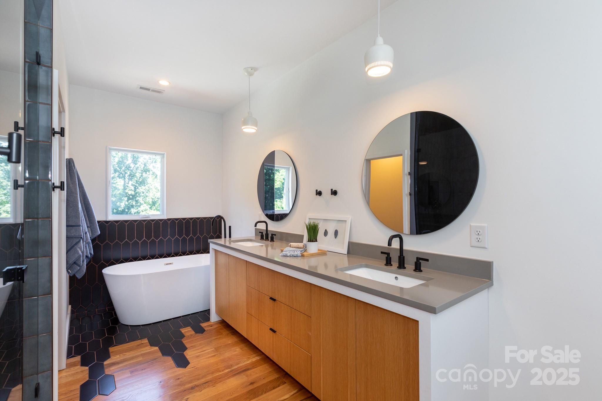 Oakhurst - Residential