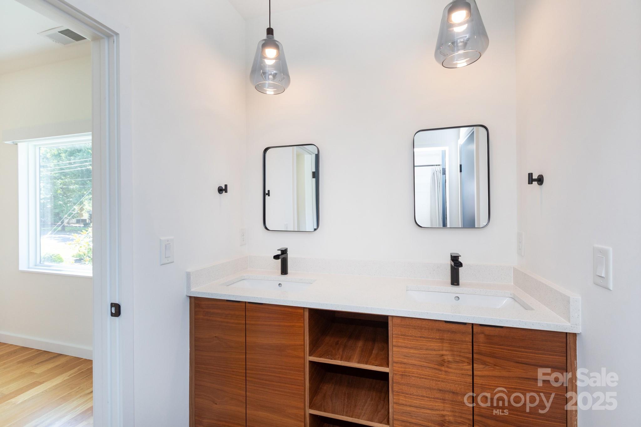 Oakhurst - Residential