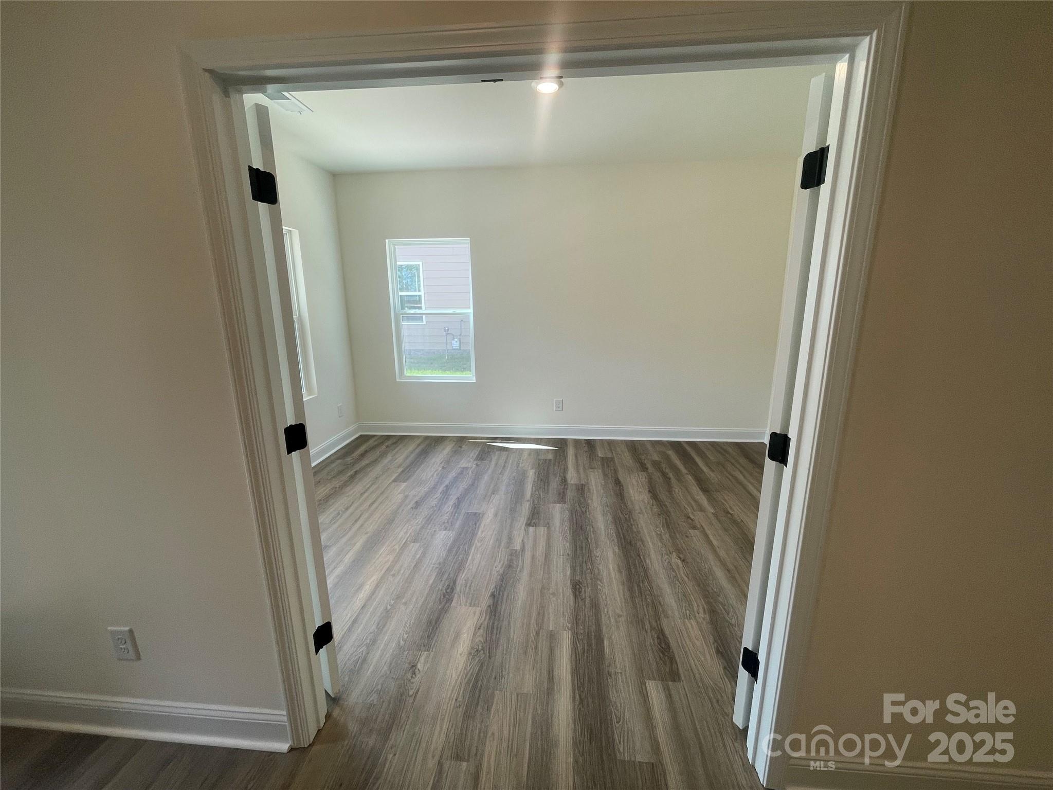 4033 Grommet Court