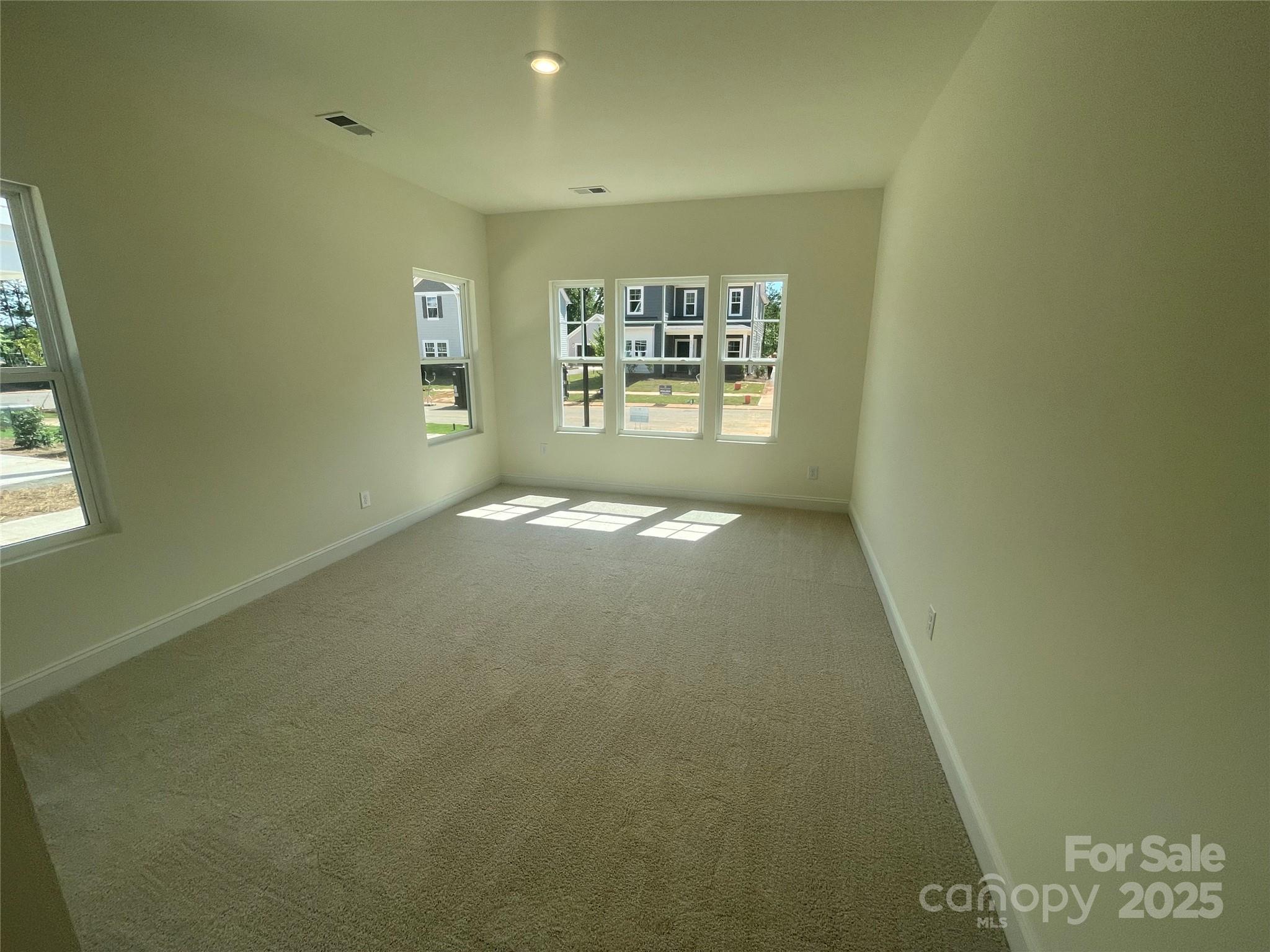 4033 Grommet Court