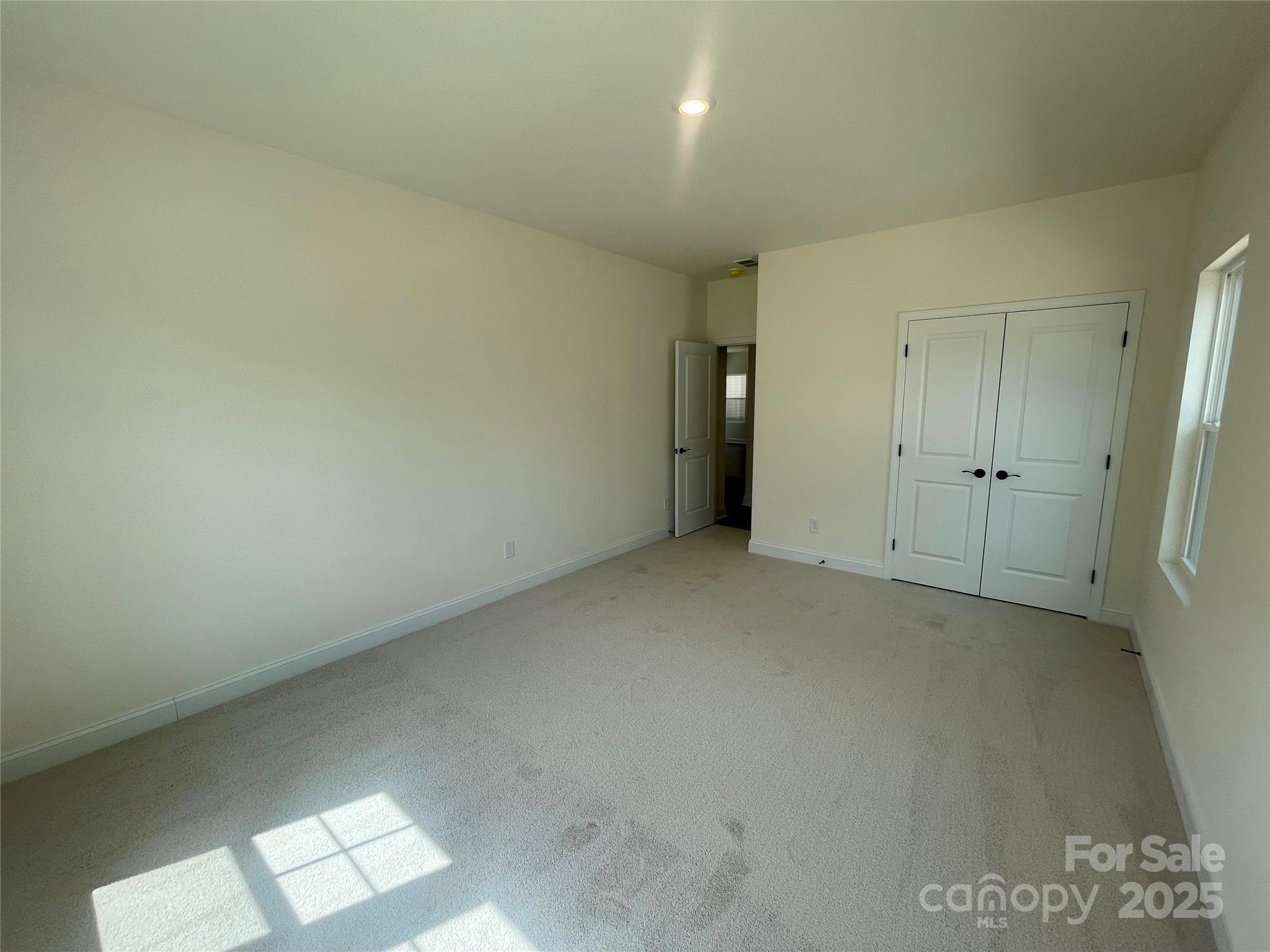 4033 Grommet Court