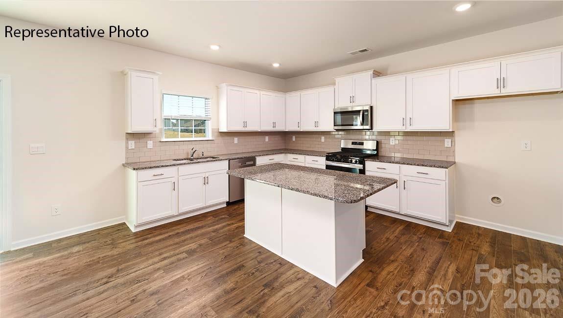 127 Pecan Grove Lane