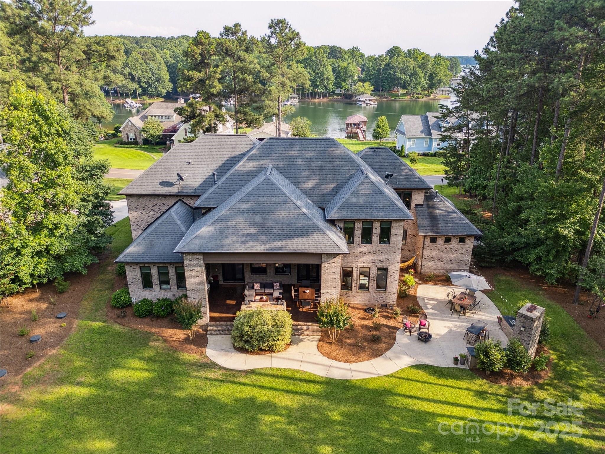 Watertree Landing - Residential