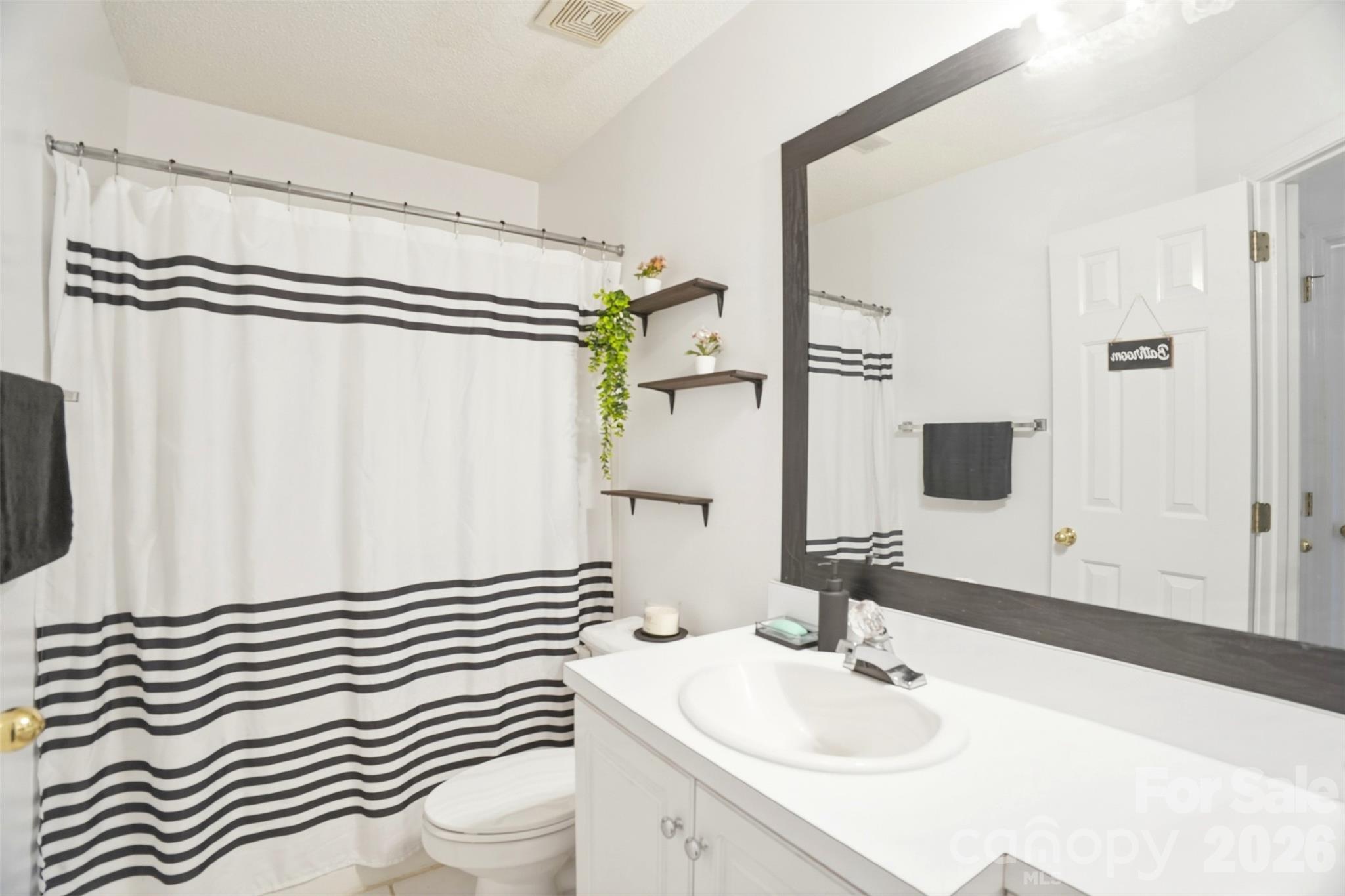 Martin Lakes - Residential