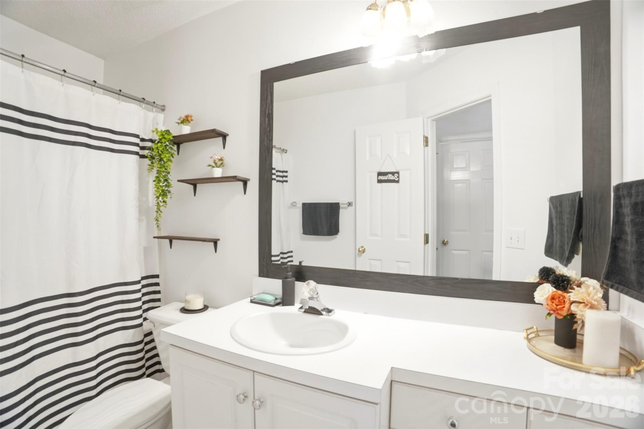 Martin Lakes - Residential