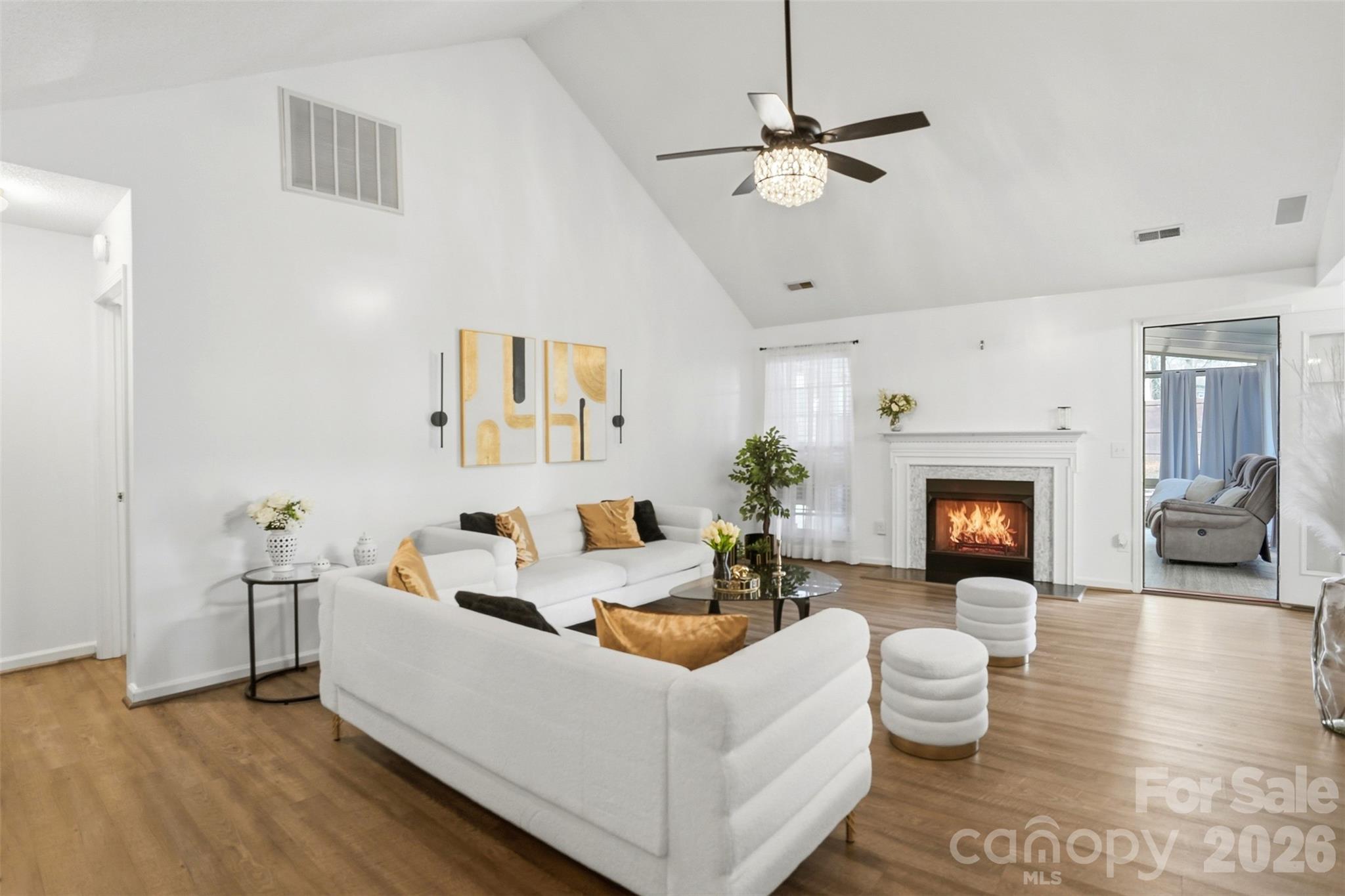 6406 Currywood Place