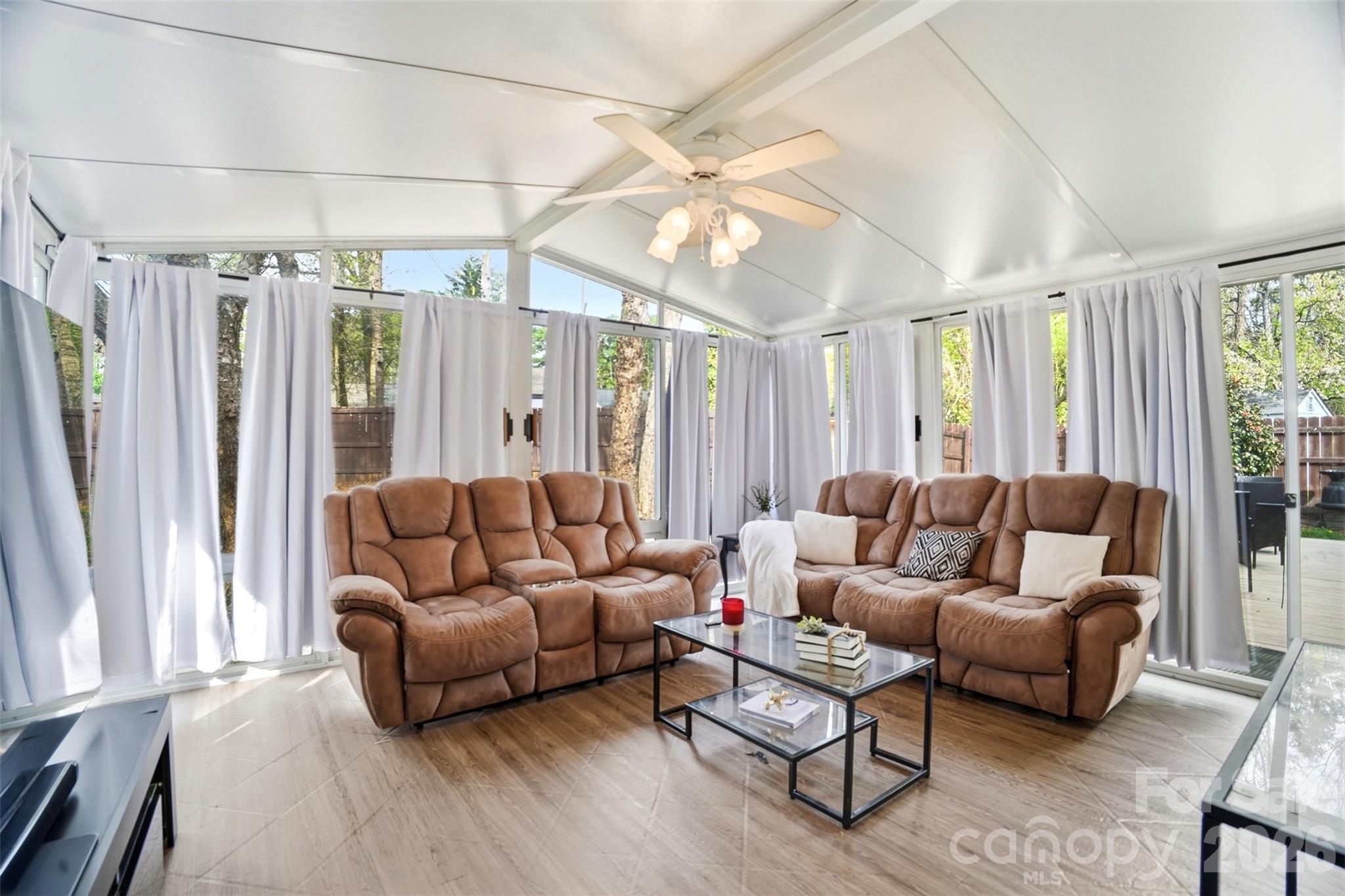 Martin Lakes - Residential