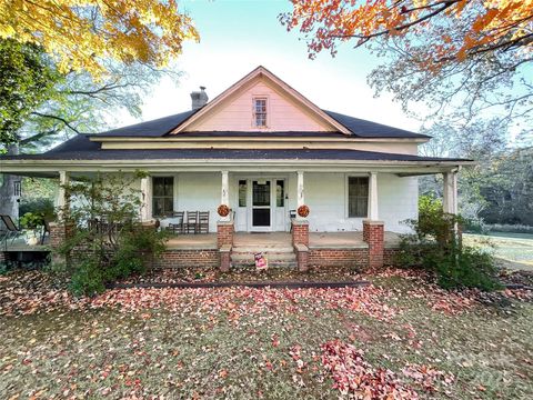 6993 Charlotte Highway Lancaster SC 29707