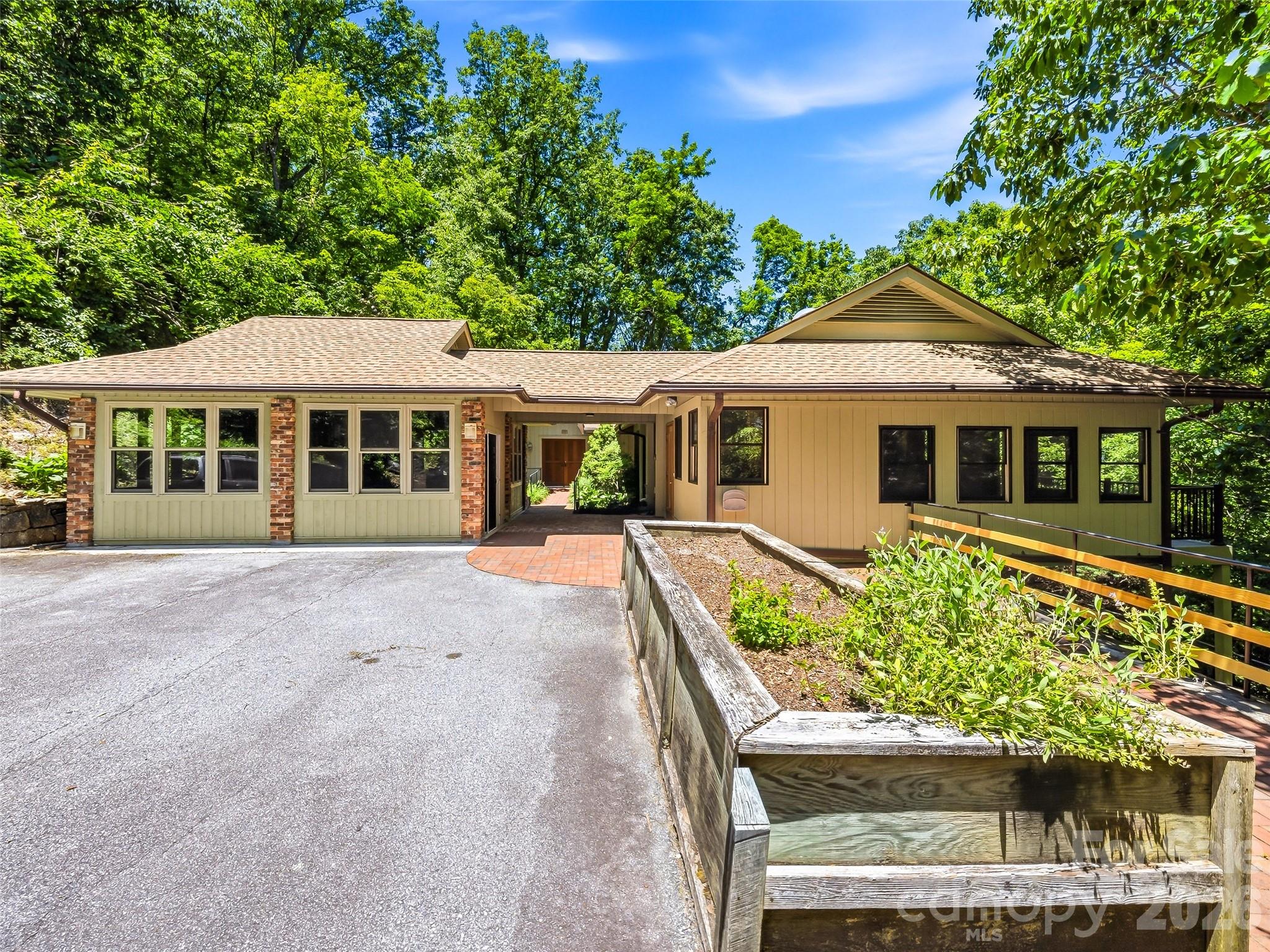 1430 Valmont Drive