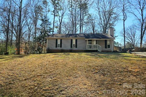 506 Settlement Drive Midland NC 28107