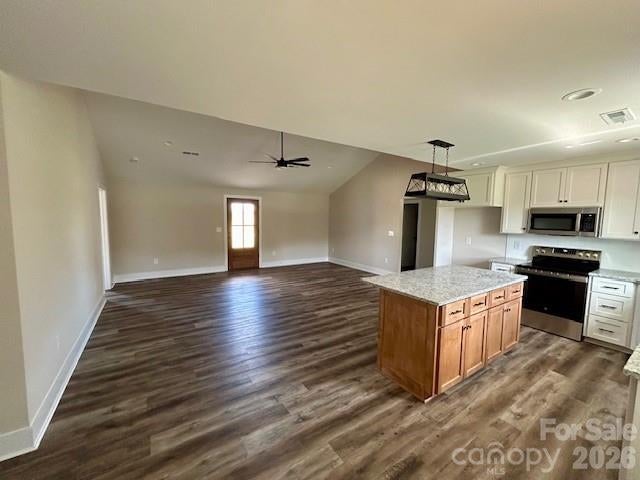 295 Northbrook III School Road