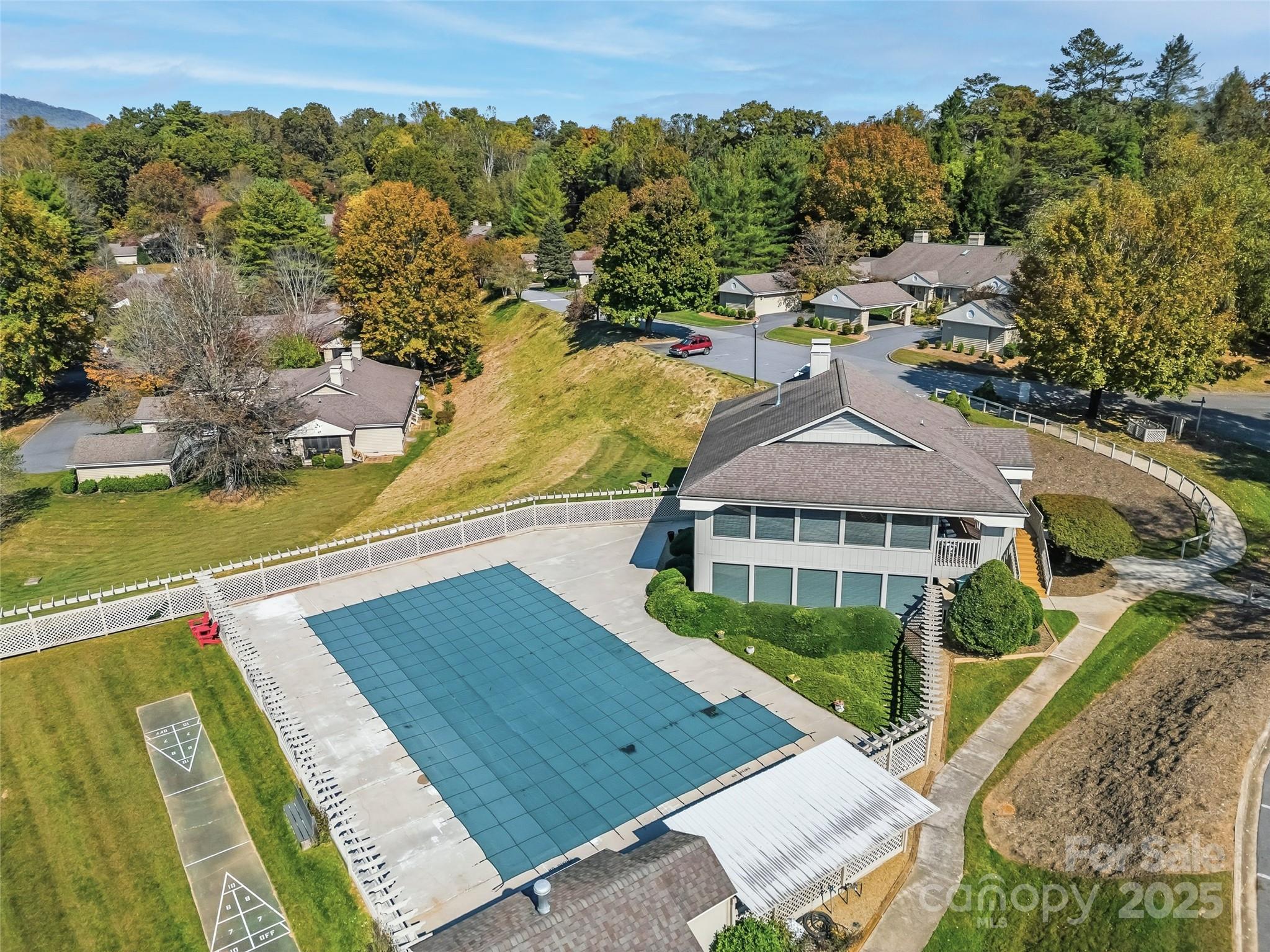 The Cloisters - Residential