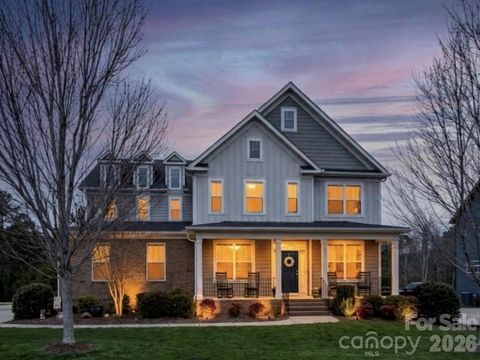 Photo of 751 Waterford Glen Way, Rock Hill, SC 29730 (MLS # 4357653)