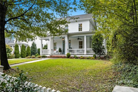 522 Potts Street Davidson NC 28036