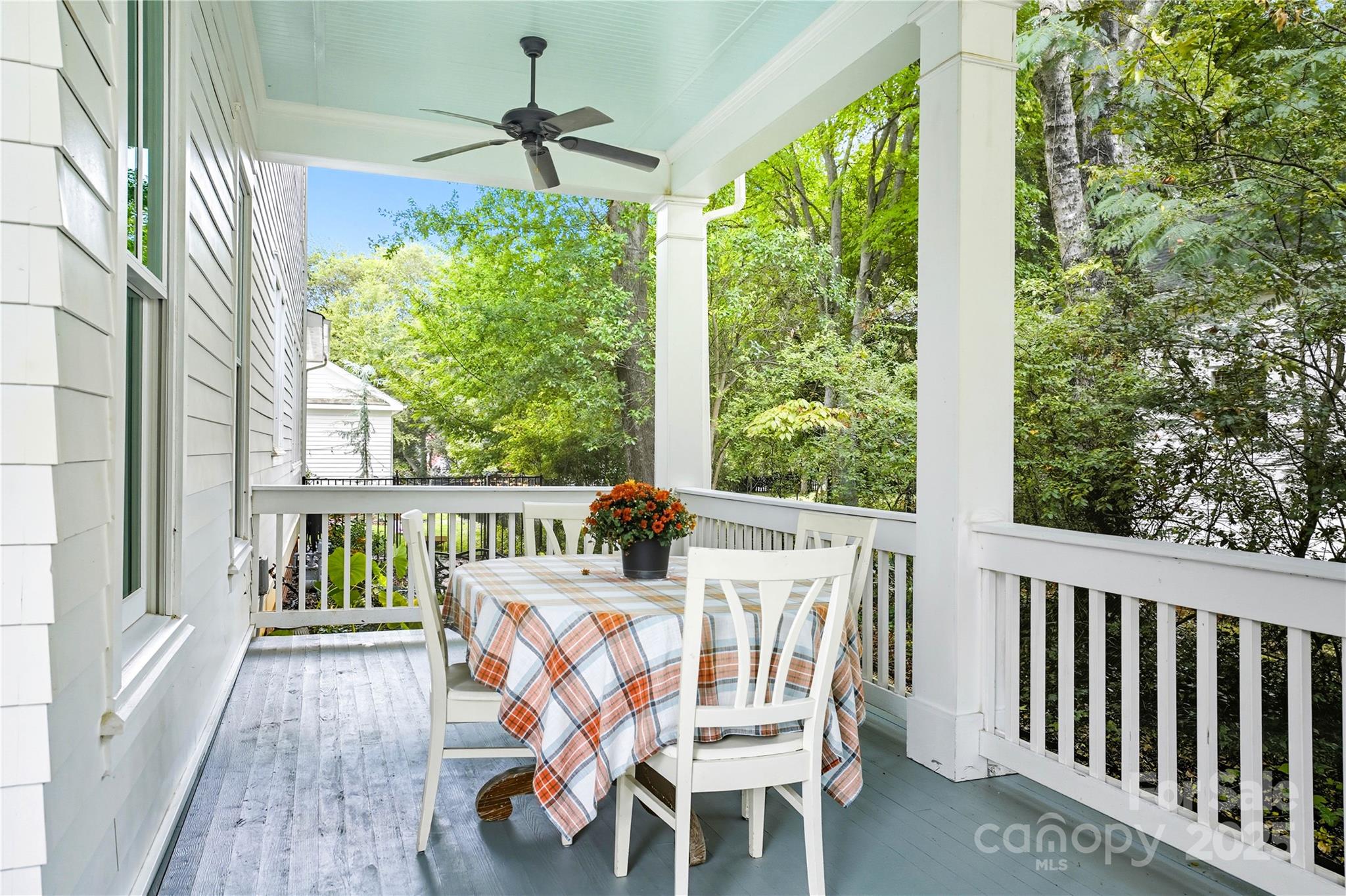 522 Potts Street