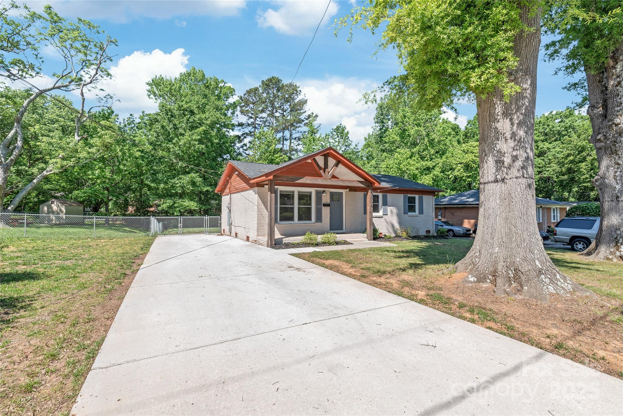 3932 Slagle Drive
