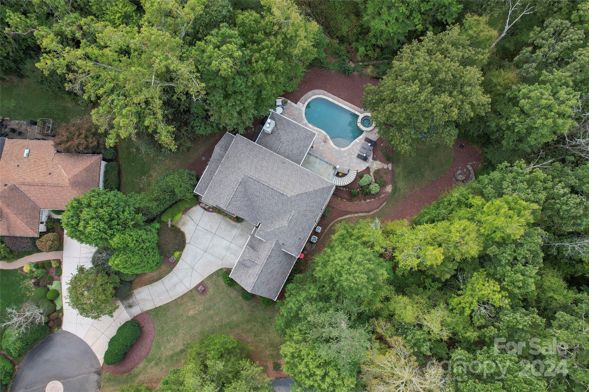 235 Grey Road