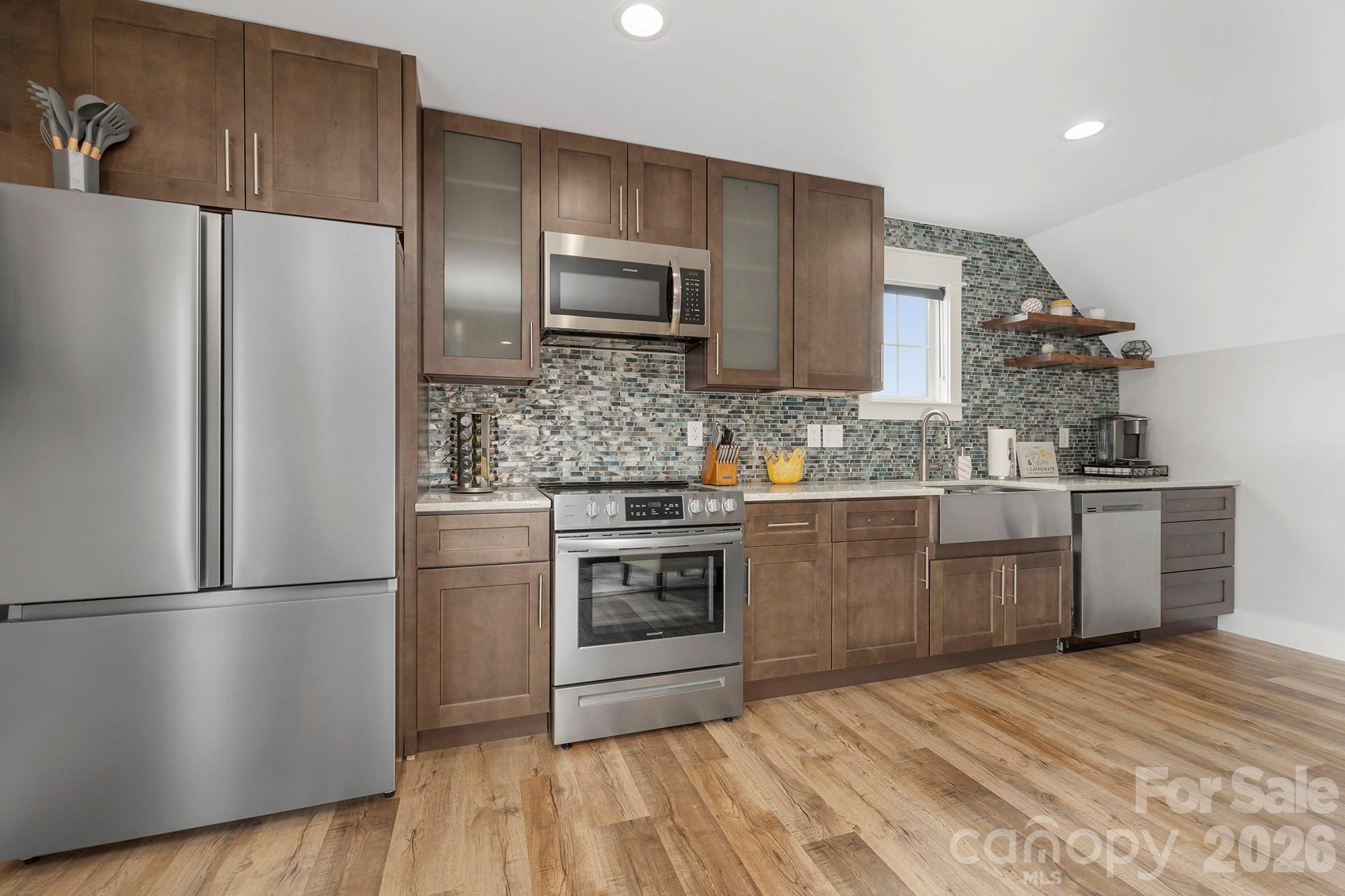 Lake Shore Estates - Residential