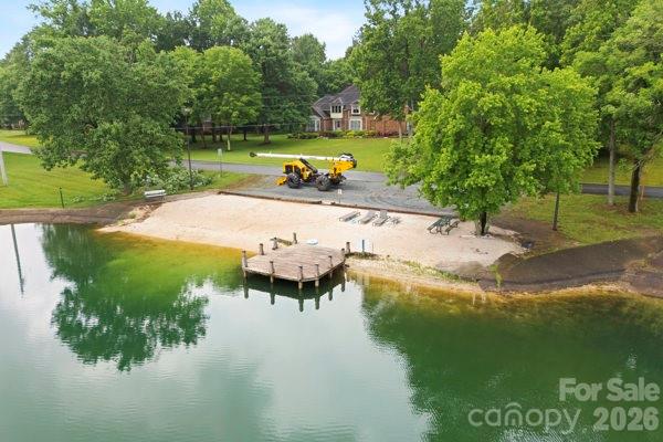 Lake Shore Estates - Residential