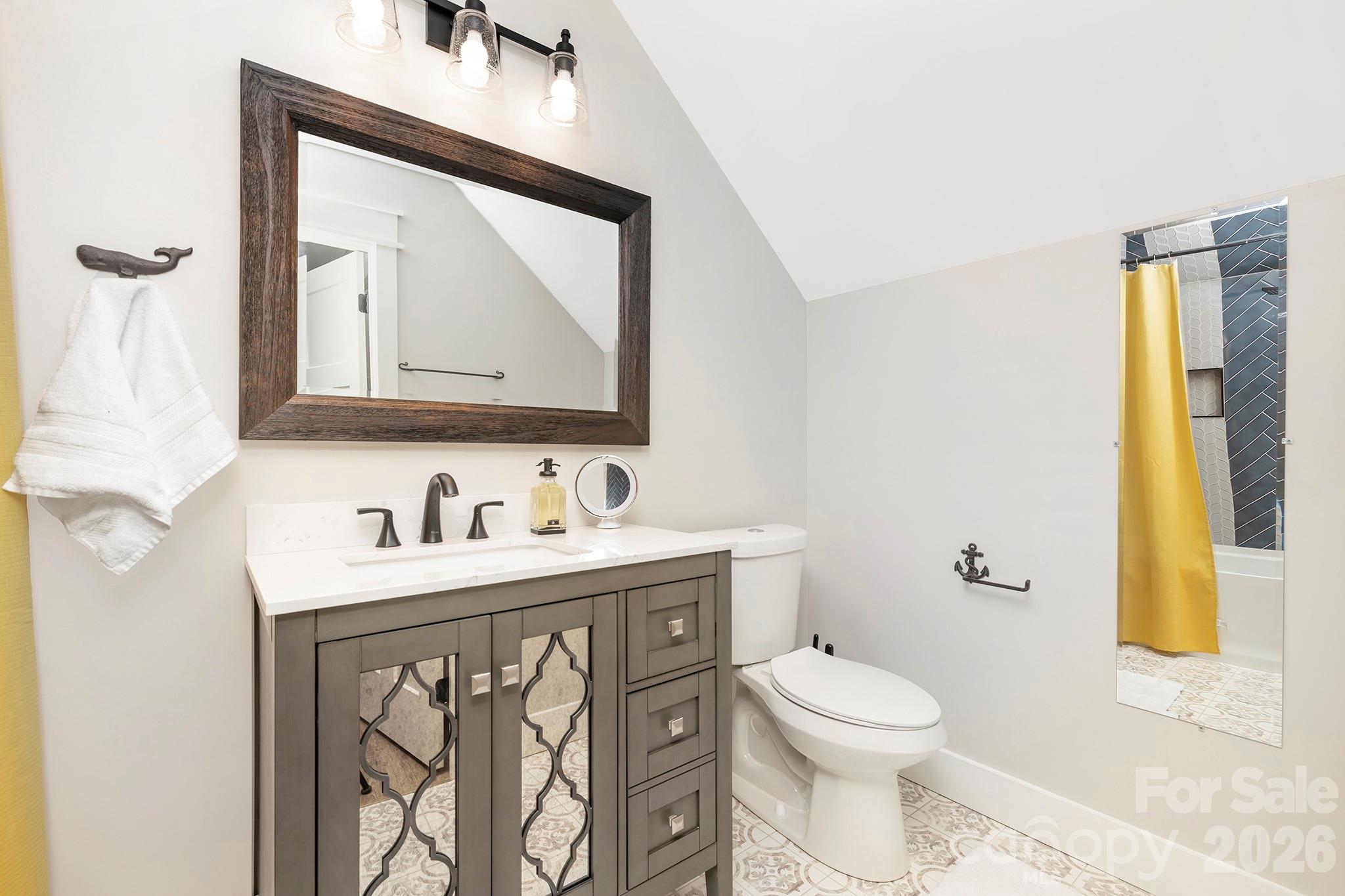 Lake Shore Estates - Residential