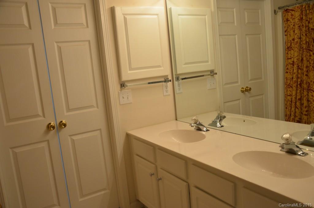 Oak Ridge - Residential