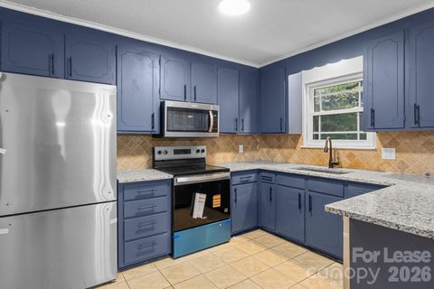 Photo of 5300 Hickory Lane, Charlotte, NC 28216 (MLS # 4361400)