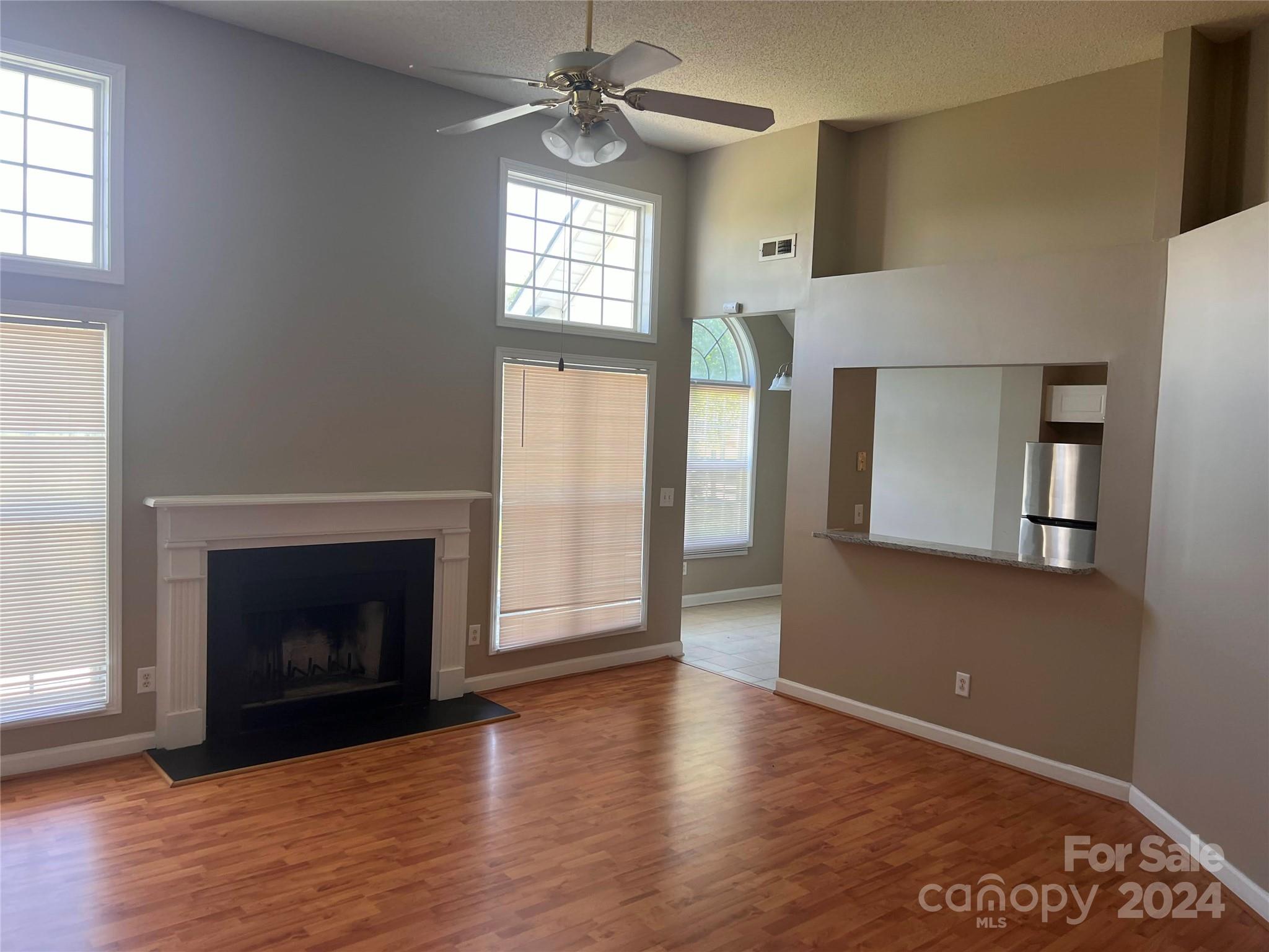 Melrose Place - Residential