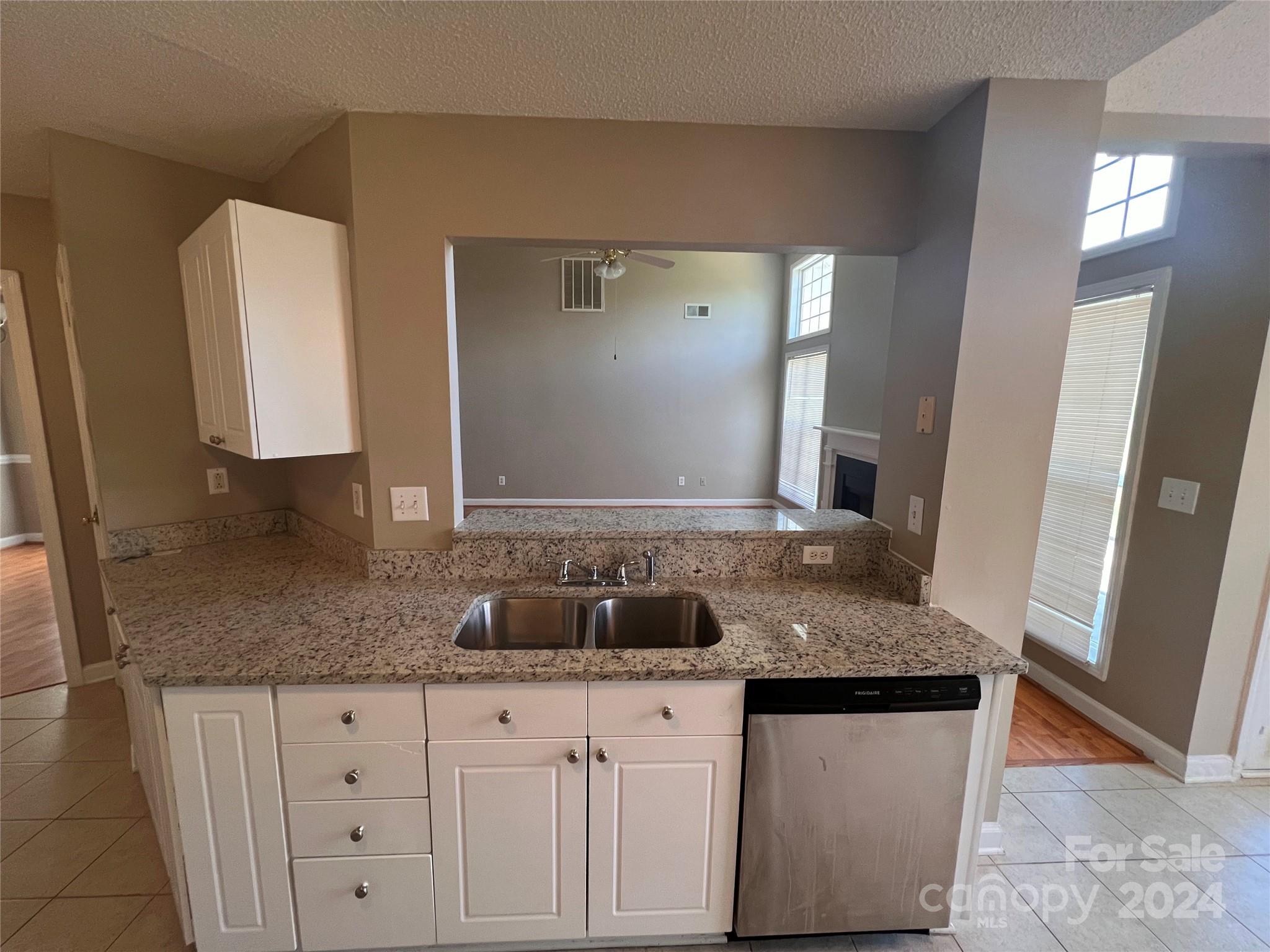 Melrose Place - Residential