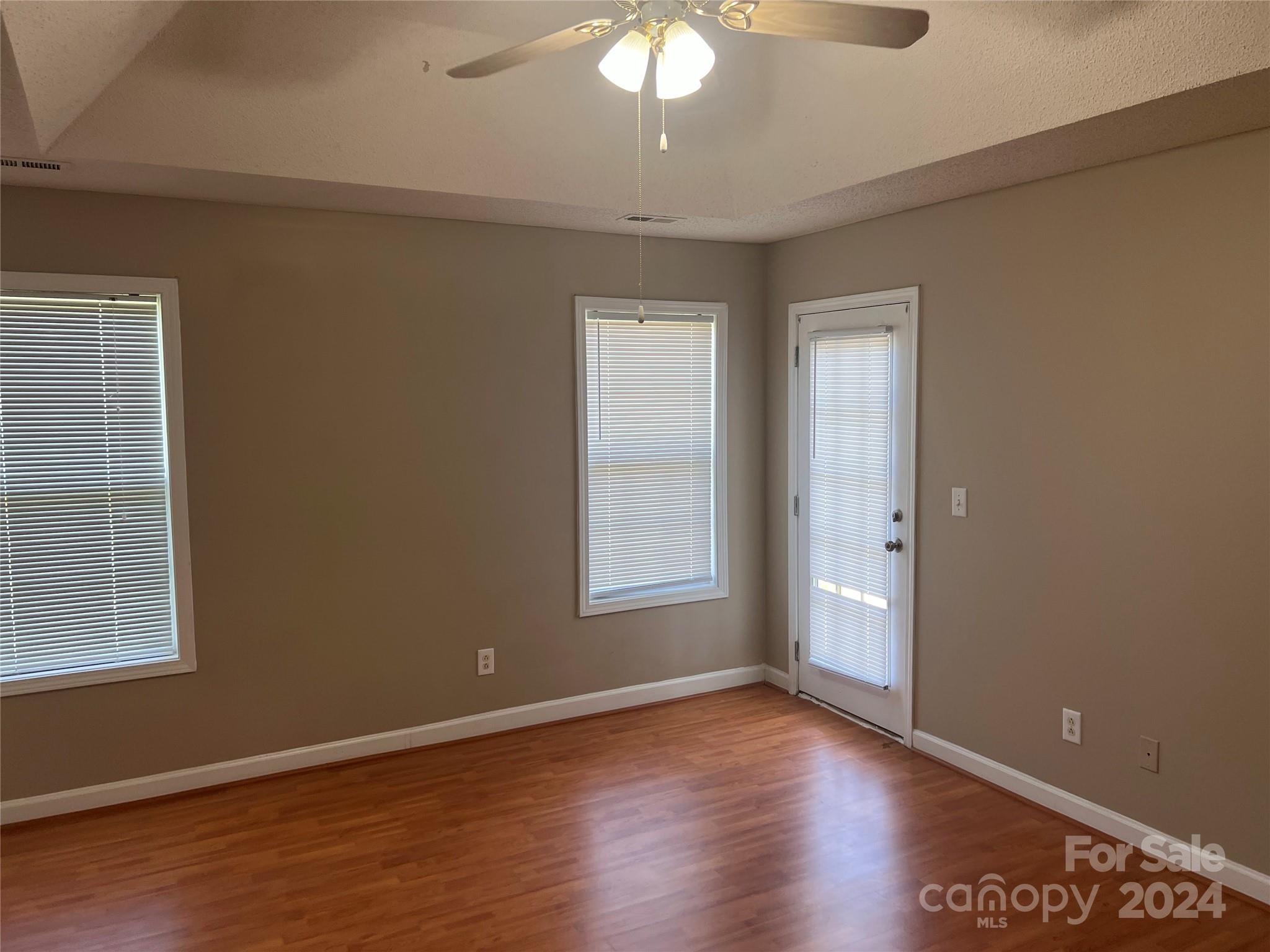 Melrose Place - Residential