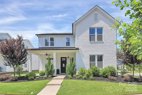5129 Whitman Avenue Matthews NC 28105