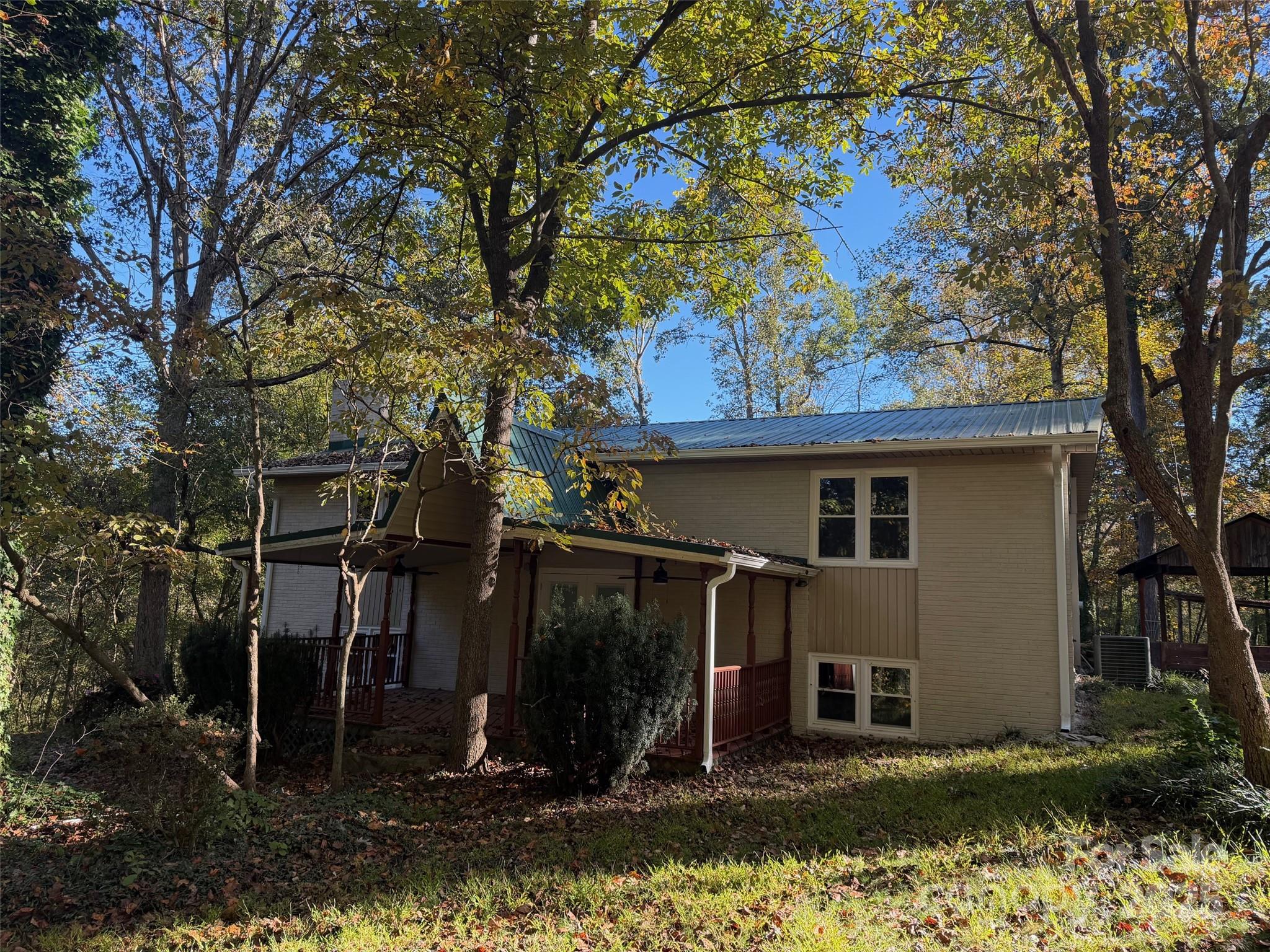 1470 Requa Road