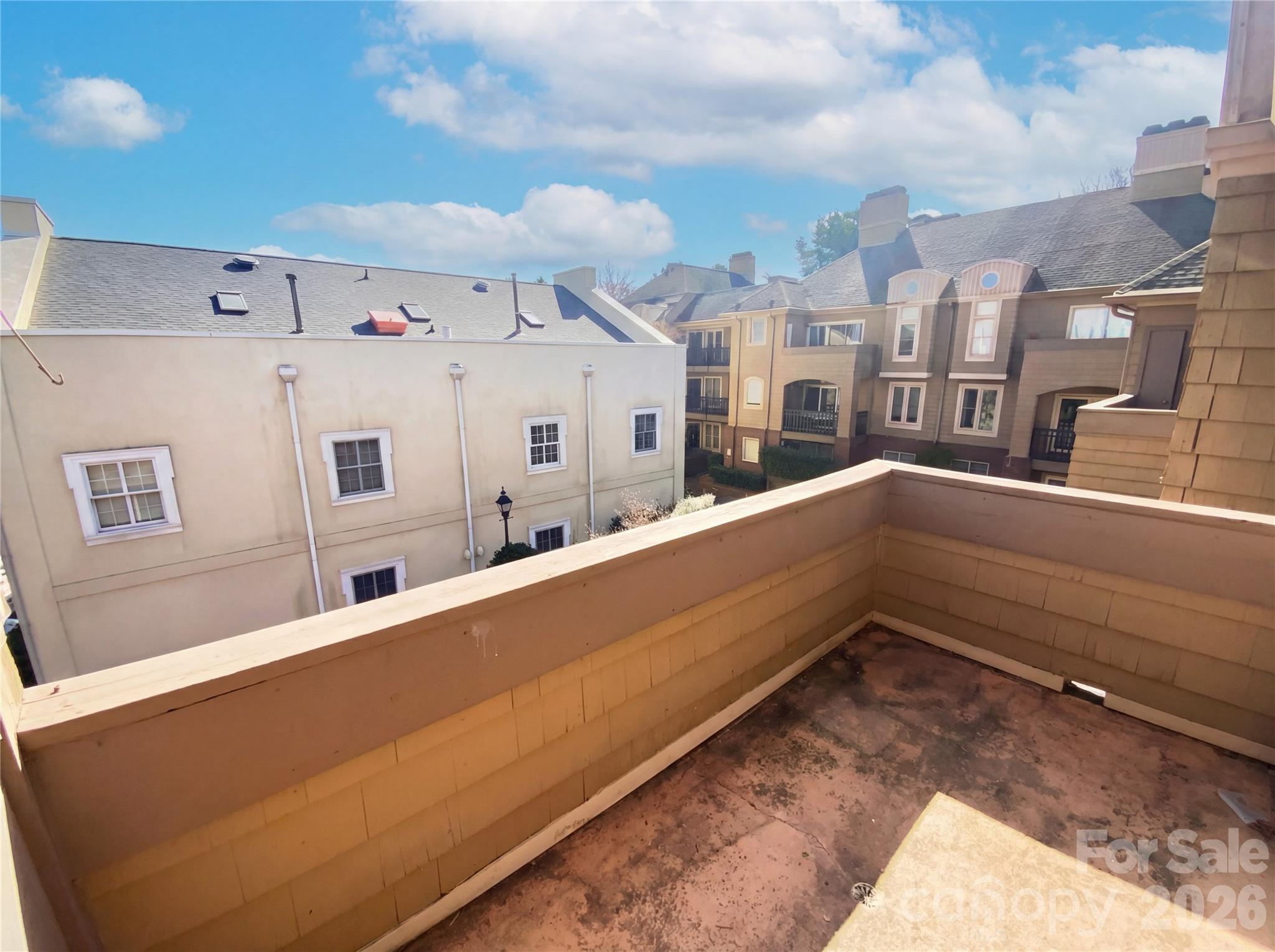 Latta Square - Residential