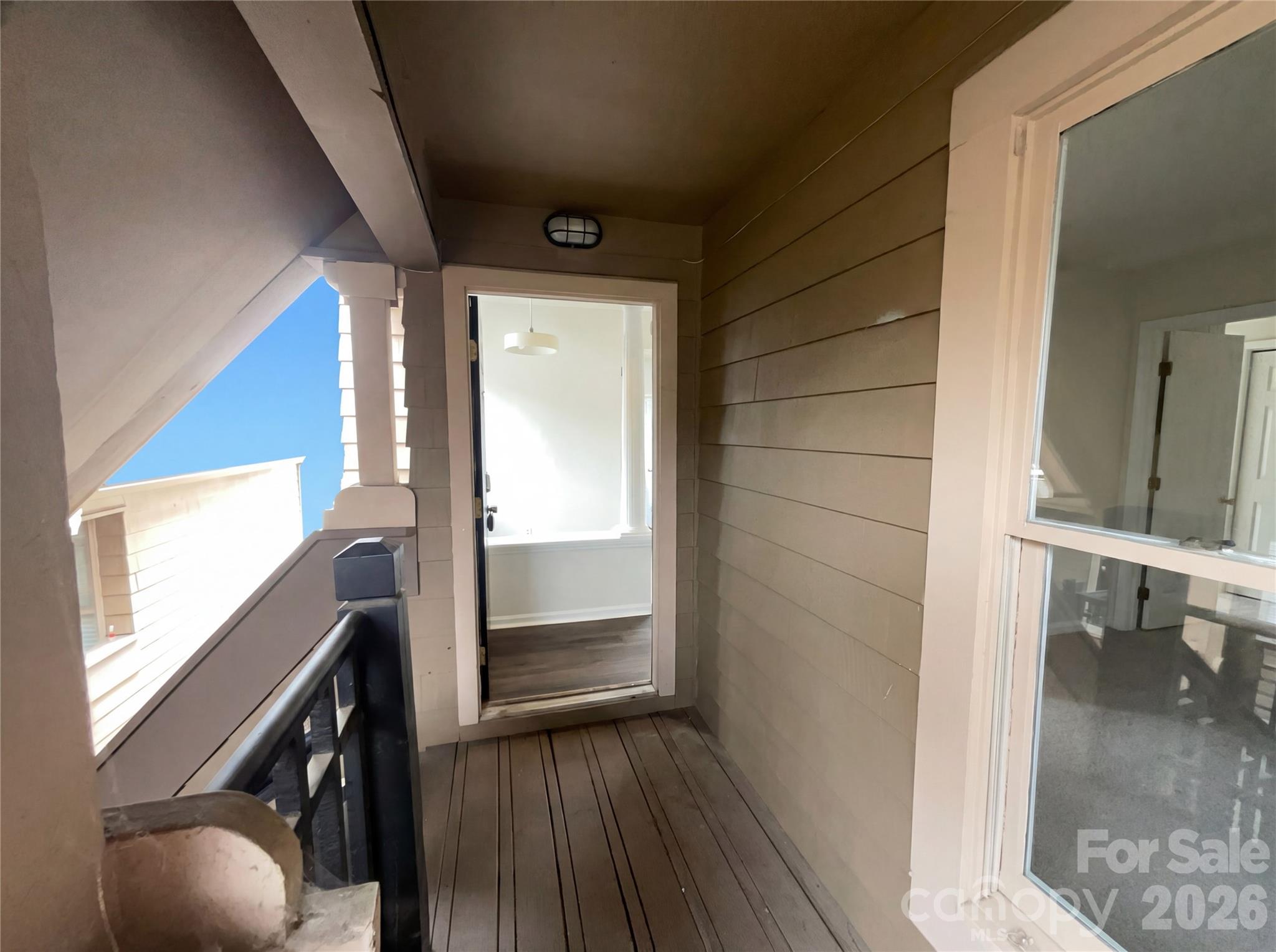 Latta Square - Residential