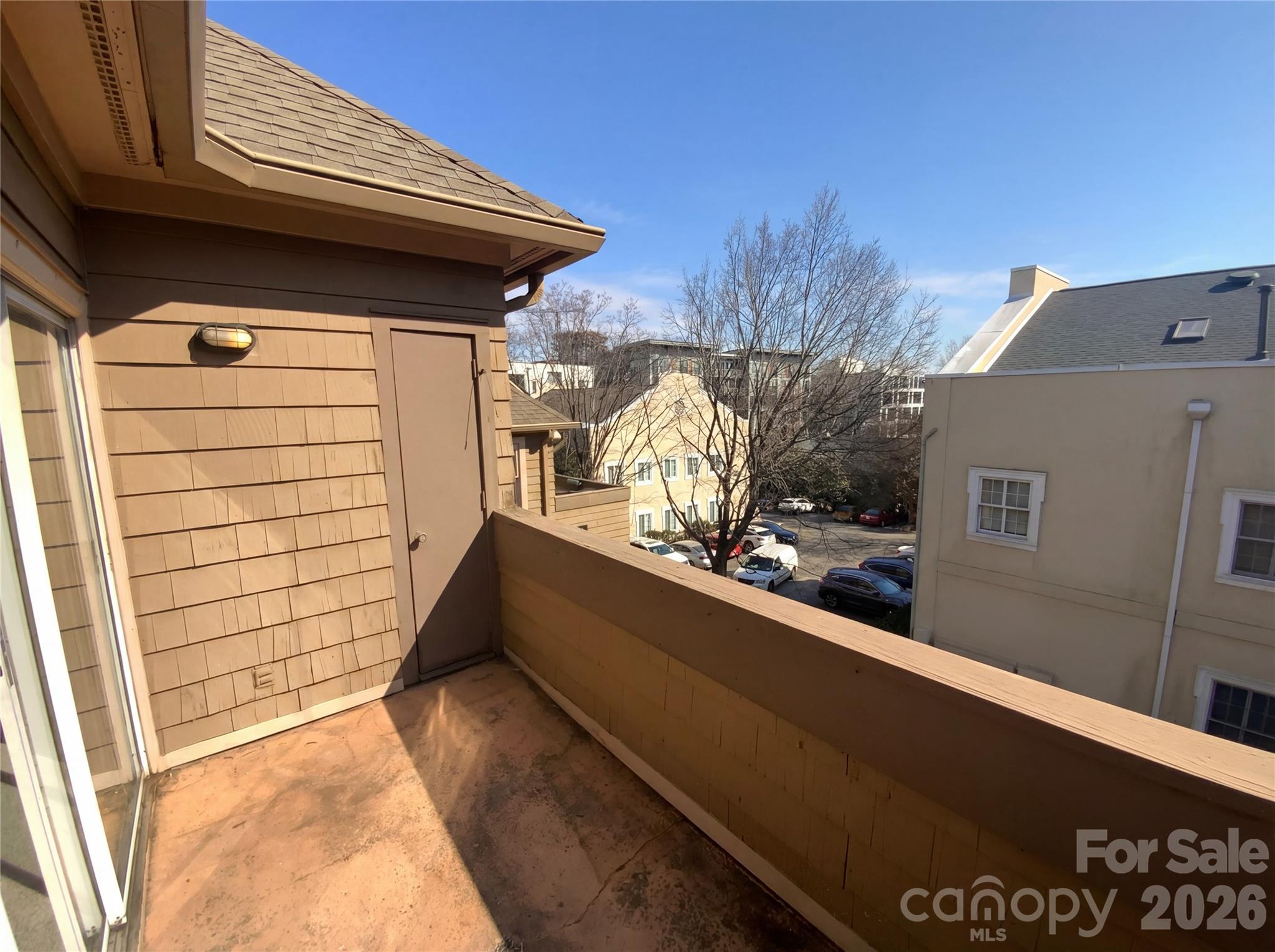 1101 E Morehead Street 33