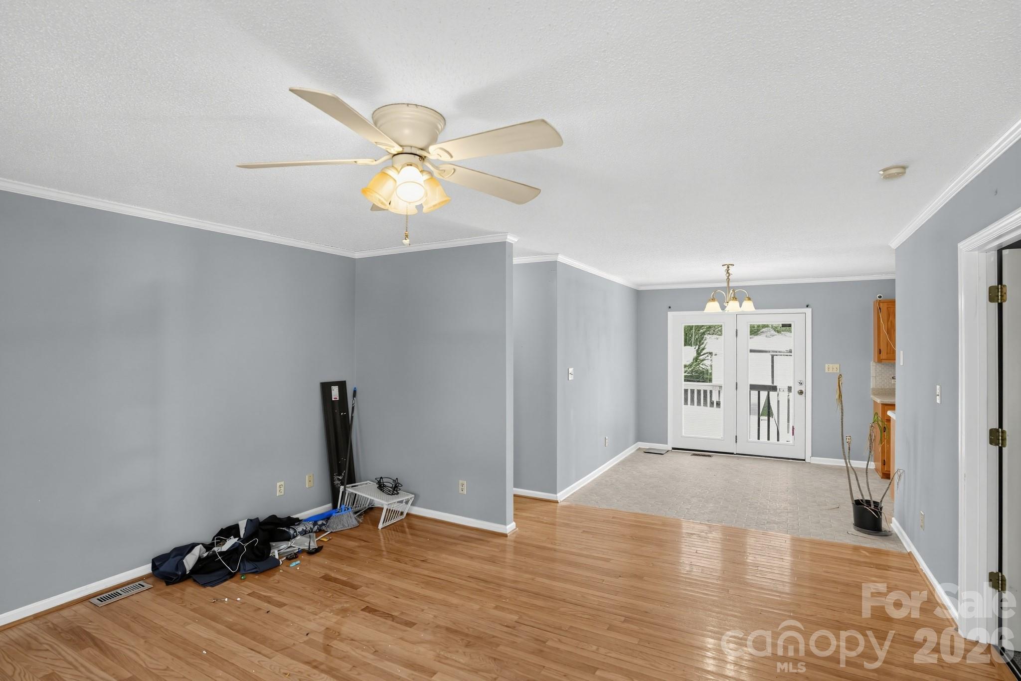 3033 26th Street Lane
