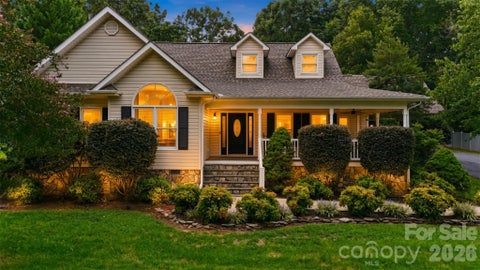 Photo of 107 Shawnee Trail, Maiden, NC 28650 (MLS # 4416945)
