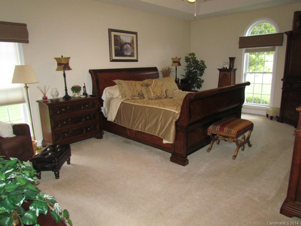 Lake Shore Estates - Residential