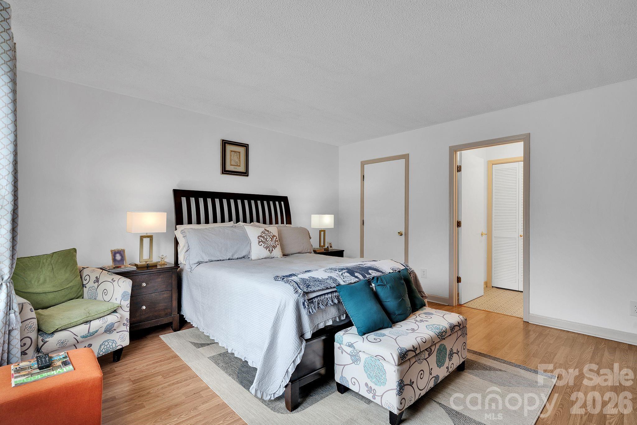 Wiltshire Village - Residential