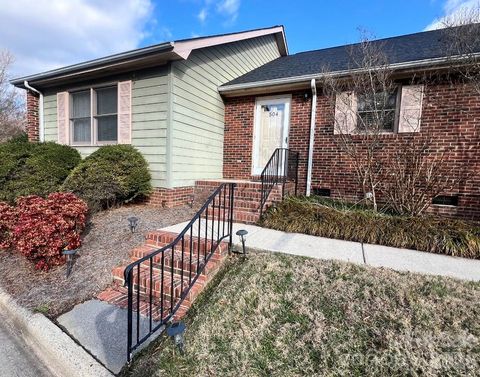 1300 Larchmont Place 504 Salisbury NC 28144