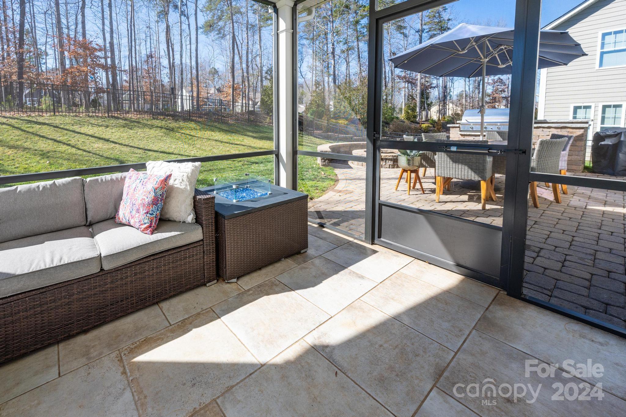 LakeWalk - Residential