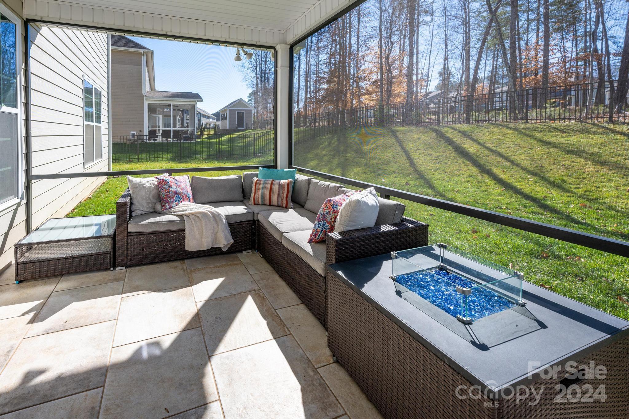 LakeWalk - Residential