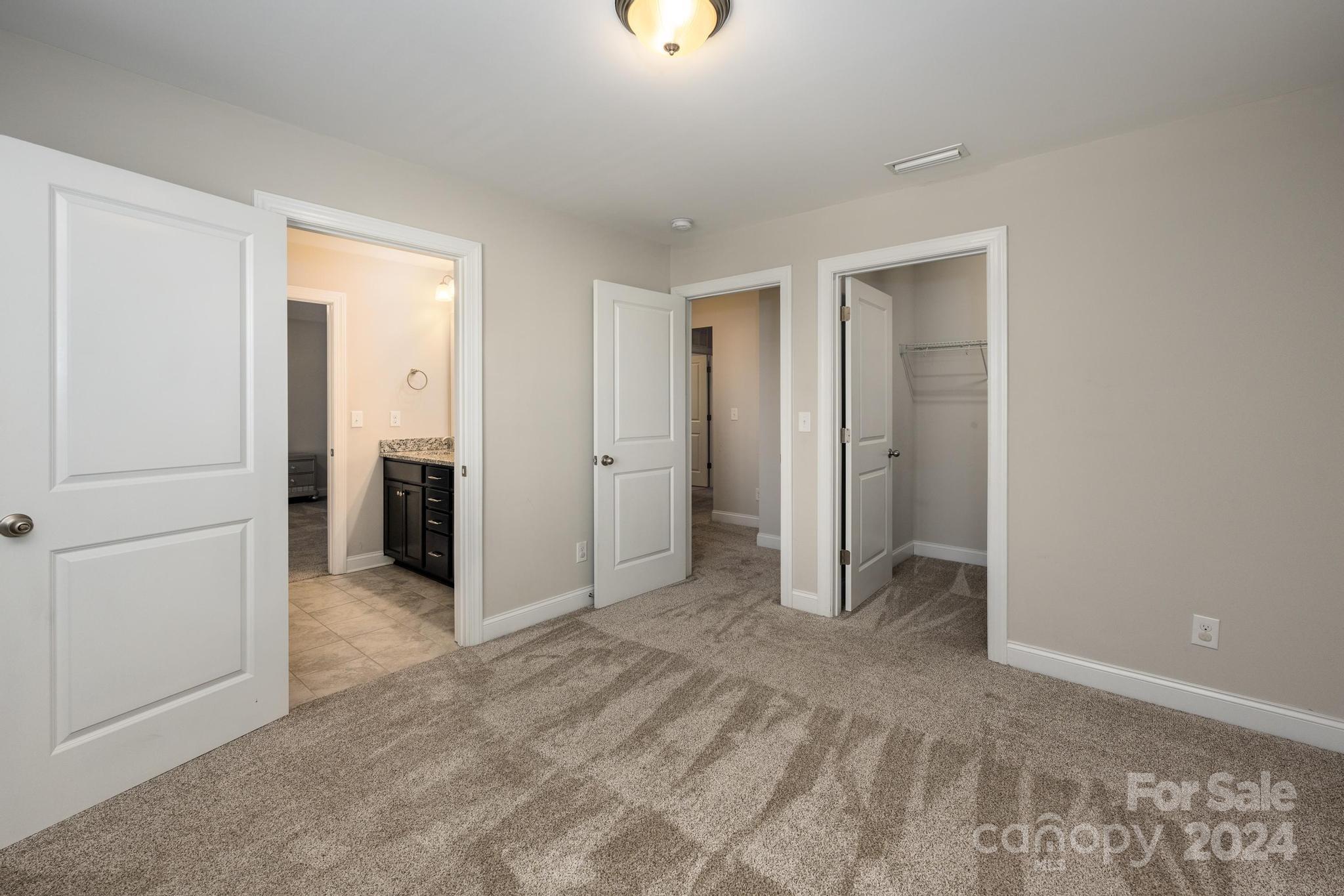 LakeWalk - Residential