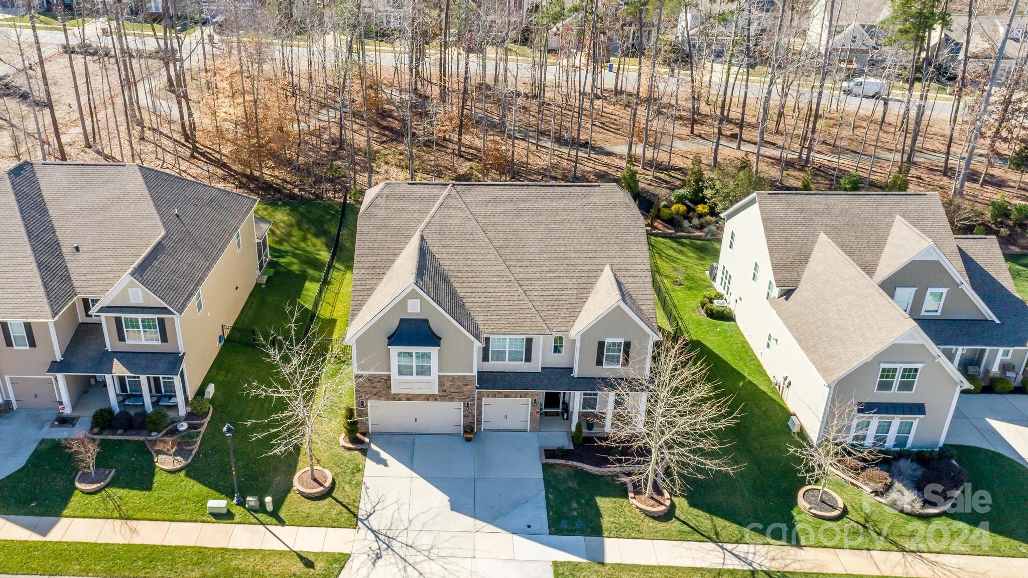 LakeWalk - Residential
