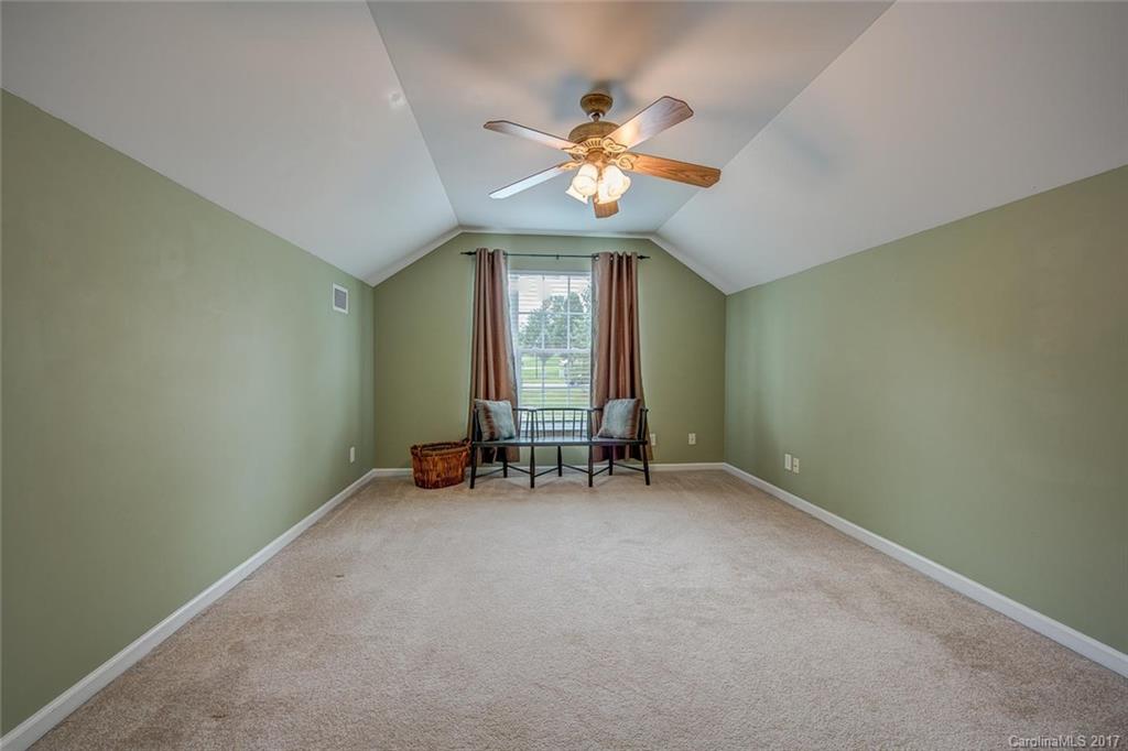 Hallmark Glen - Residential