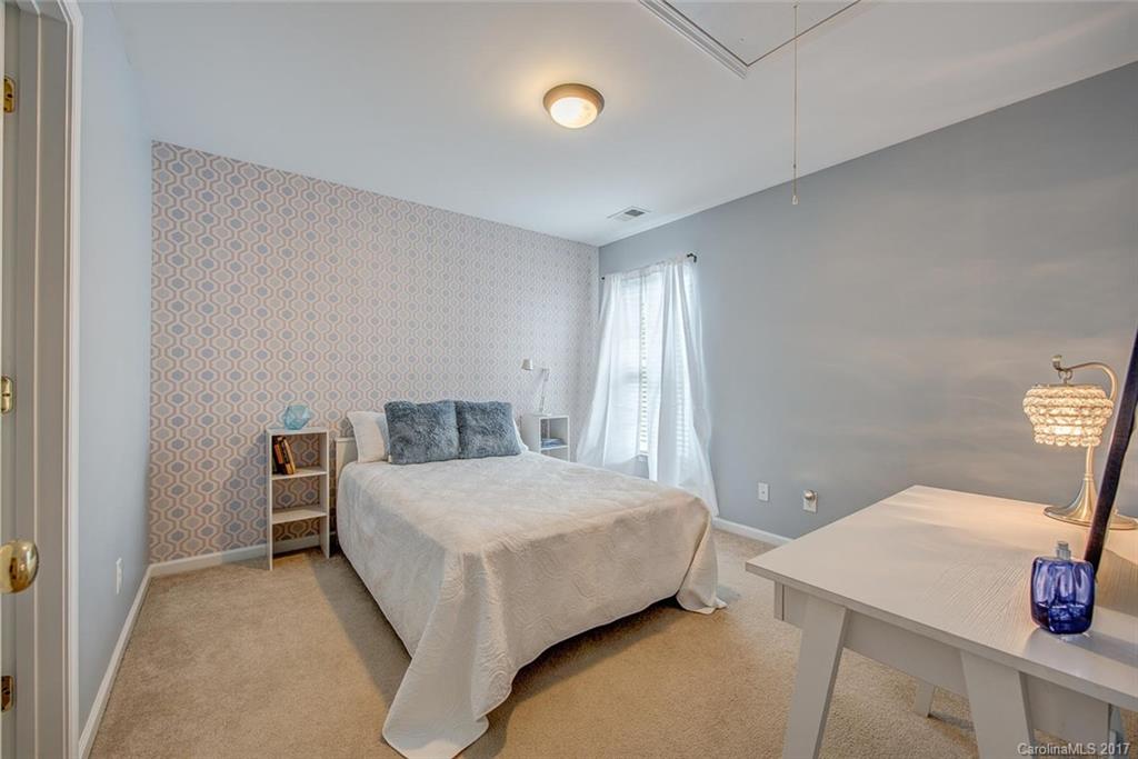 Hallmark Glen - Residential