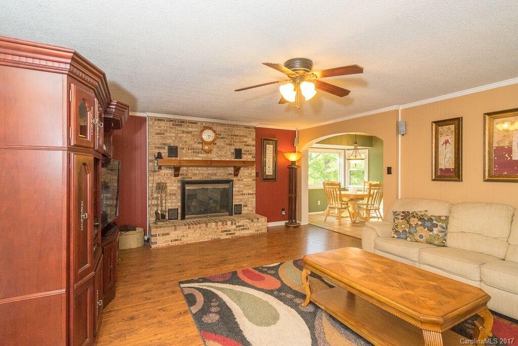 Tega Cay - Residential