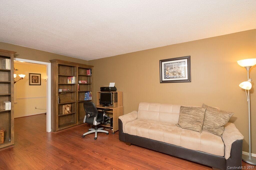 Tega Cay - Residential